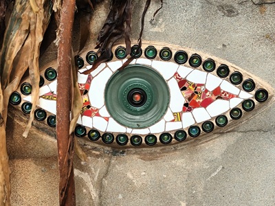 Bretonische Spezialitäten: Auge gefüllt mit Bretagne Allerlei, online entdecken